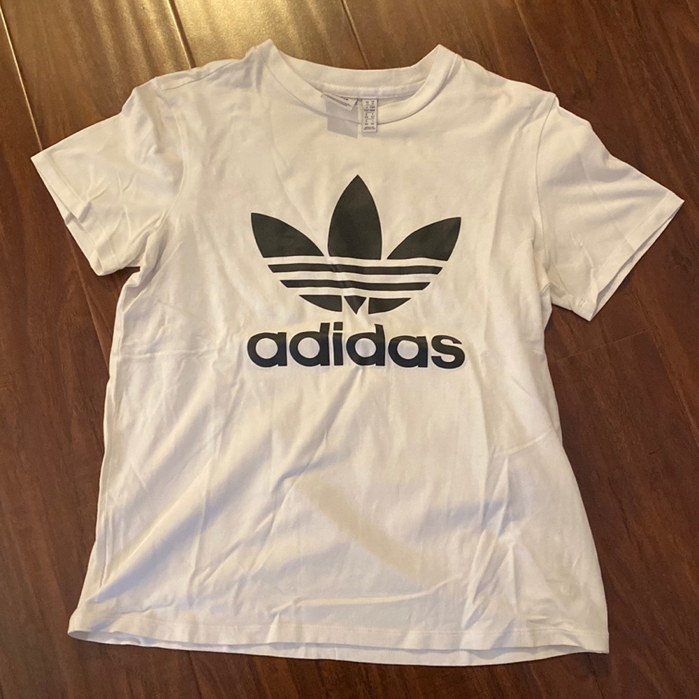 Adidas top